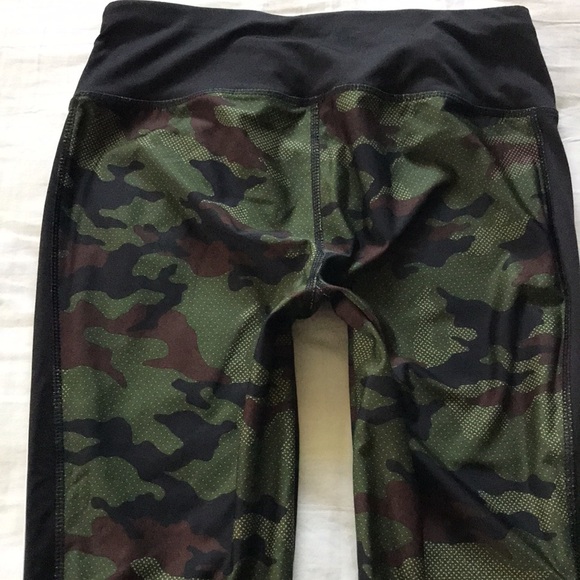 New ATHLETIC WORKS DriWorks Green Brown Black CAMO Leggings w/ Side Stripe Sz M - Picture 7 of 7